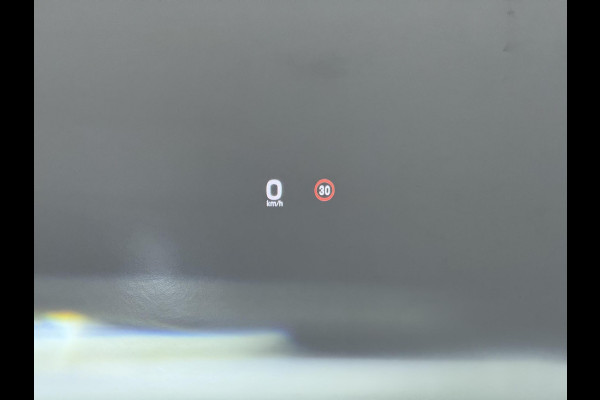 Porsche Taycan Performance 84 kWh | ADAPT. CRUISE | DODE HOEK HERKENNING | SPORTCHRONO | HEAD UP | WARMTEPOMP | DIRECT LEVERBAAR NET PORSCHE ONDERHOUD GEHAD |