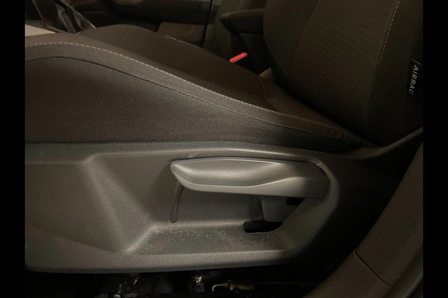 Volkswagen Polo 1.0 TSI Comfortline 95PK AIRCO NAVI CRUISE APPLE CARPLAY NIEUWE VELG LED MULTI STUUR PRIVACY GLAS ZEER NETTE AUTO