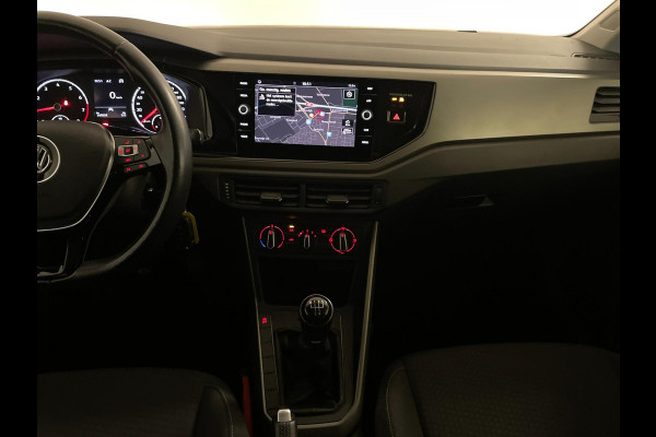 Volkswagen Polo 1.0 TSI Comfortline 95PK AIRCO NAVI CRUISE APPLE CARPLAY NIEUWE VELG LED MULTI STUUR PRIVACY GLAS ZEER NETTE AUTO