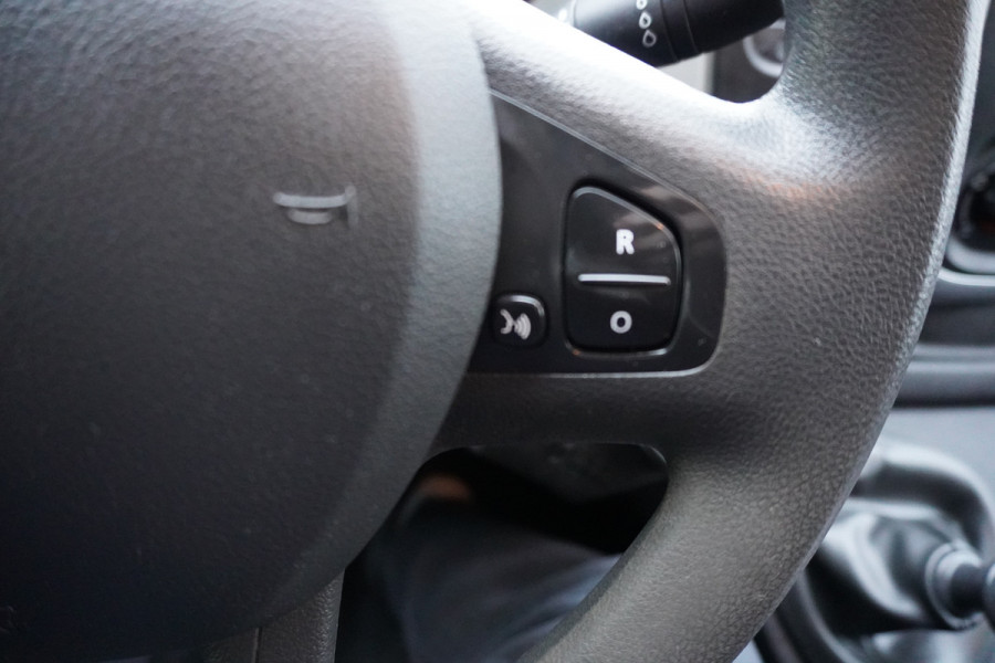 Renault Trafic dCi 126PK T27 L1H1 Comfort Energy nr. V054 | Airco | Cruise | Navi | Trekhaak | Imperiaal