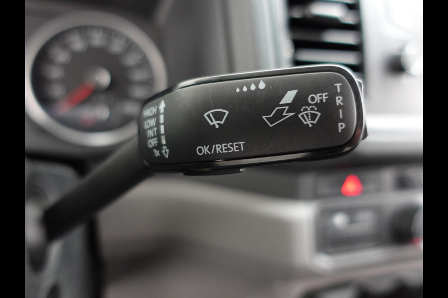 MAN TGE 140pk L3H2 / L2H1 2x Schuifdeur Trekhaak Cruise control Airco 3-Zits Euro6