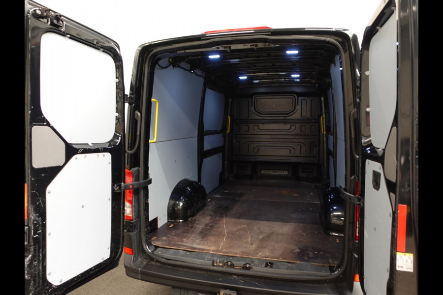 MAN TGE 140pk L3H2 / L2H1 2x Schuifdeur Trekhaak Cruise control Airco 3-Zits Euro6