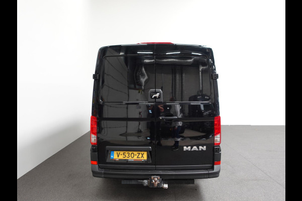 MAN TGE 140pk L3H2 / L2H1 2x Schuifdeur Trekhaak Cruise control Airco 3-Zits Euro6