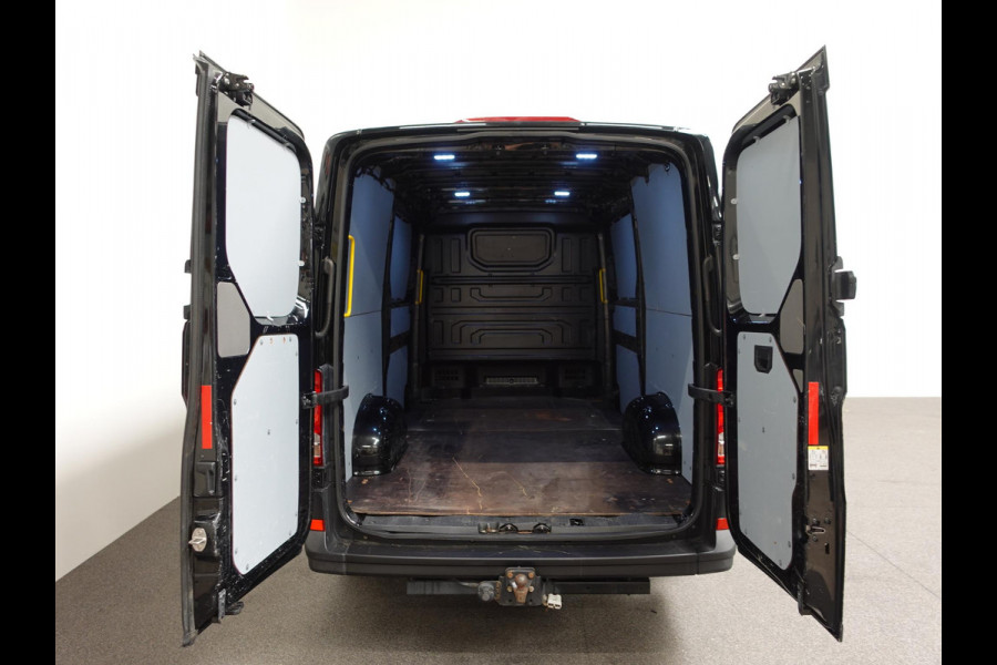 MAN TGE 140pk L3H2 / L2H1 2x Schuifdeur Trekhaak Cruise control Airco 3-Zits Euro6