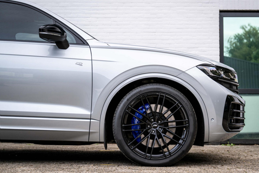 Volkswagen Touareg 3.0 TSI eHybrid R 4M Nightvision DynAudio Trekhaak