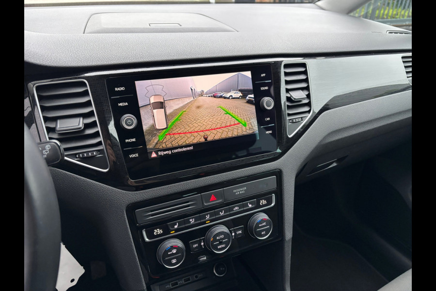 Volkswagen Golf Sportsvan 1.5 TSI ACT Highline Carplay / Trekhaak