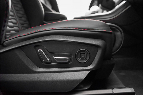 Audi Q8 4.0 TFSI RS Q8 Quattro Dynamic+ Keramisch Pano B&O Trekhaak Alcantara 23"