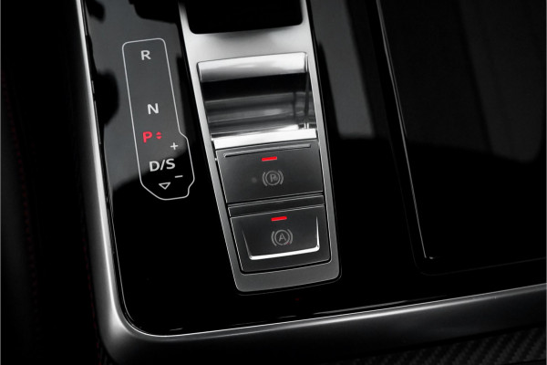 Audi Q8 4.0 TFSI RS Q8 Quattro Dynamic+ Keramisch Pano B&O Trekhaak Alcantara 23"