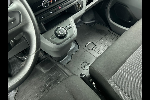 Opel Vivaro 2.0 145 pk L3H1 Edition Automaat Navigatie Cruise control Camera Airco Trekhaak