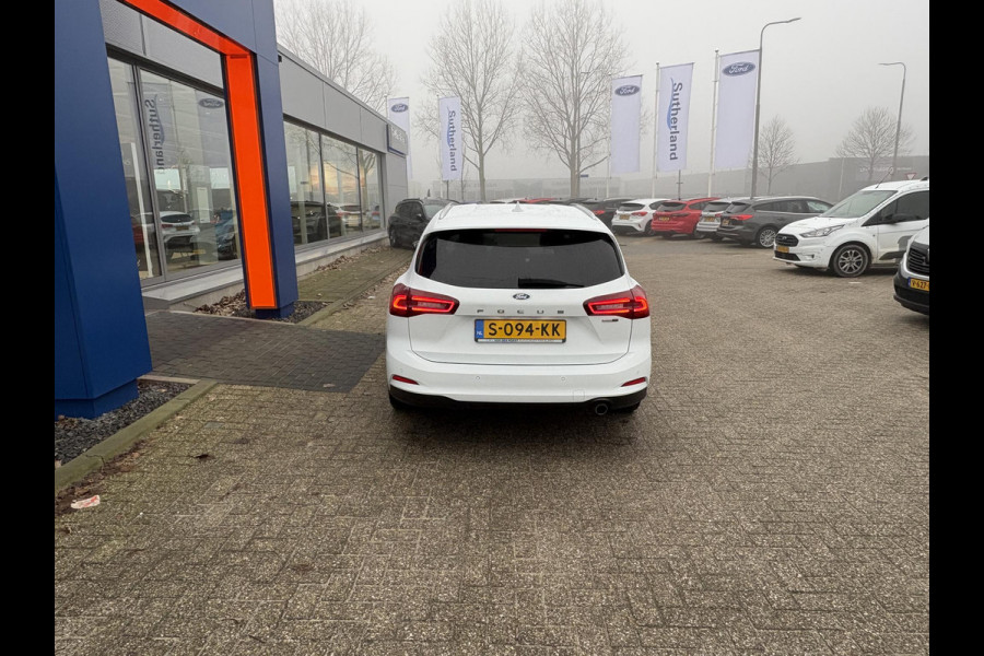 Ford FOCUS Wagon 1.0 EcoBoost Hybrid Titanium | Elektrisch uitklapbare trekhaak | Cruise Control | Winter Pack | Climate Control