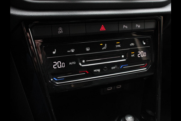 Volkswagen T-Roc 1.5 TSI R-Line+ Climate control | Adaptieve cruise control | LED | Navigatie | Achteruitrijcamera | Parkeersensoren | Apple Carplay/ Android Auto | Radio