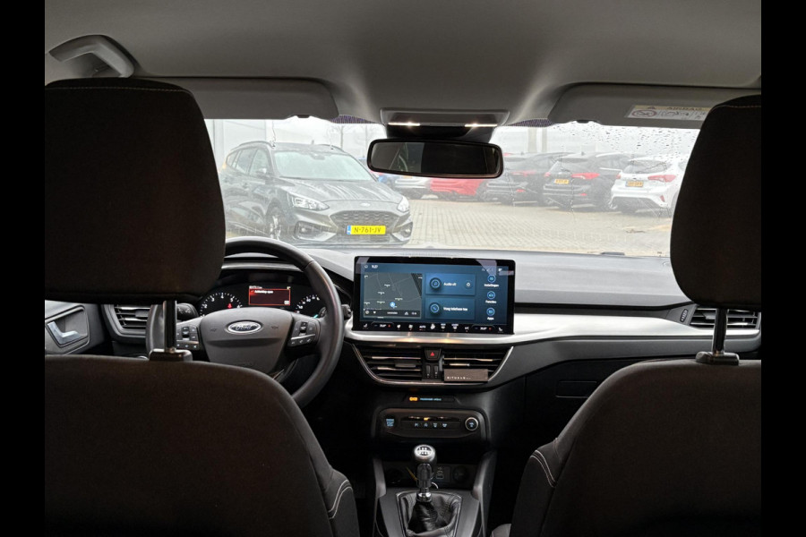 Ford FOCUS Wagon 1.0 EcoBoost Hybrid Titanium | Elektrisch uitklapbare trekhaak | Cruise Control | Winter Pack | Climate Control