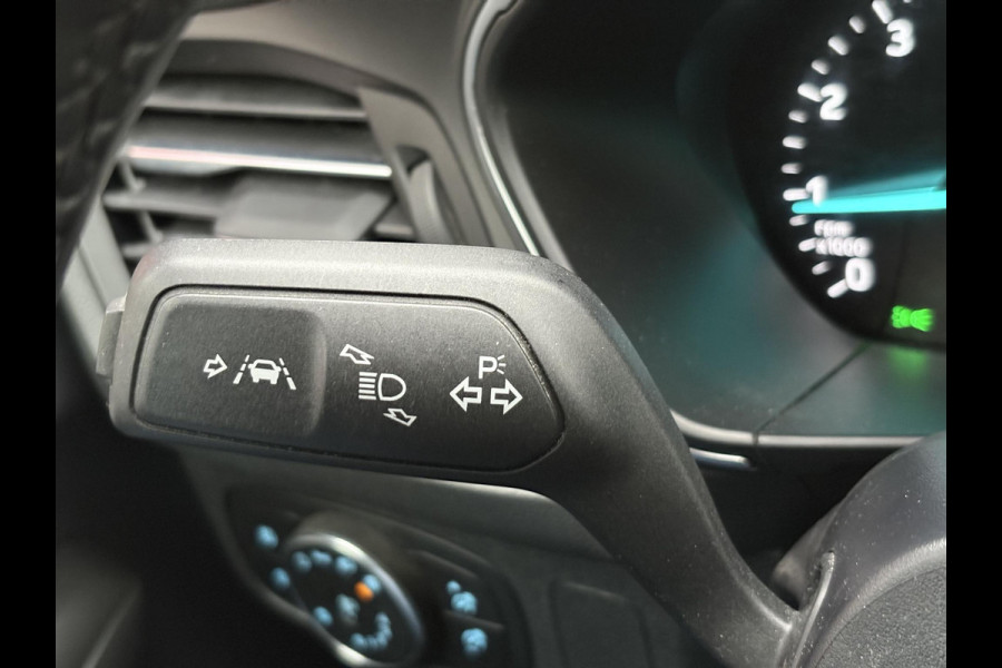 Ford FOCUS Wagon 1.0 EcoBoost Hybrid Titanium | Elektrisch uitklapbare trekhaak | Cruise Control | Winter Pack | Climate Control