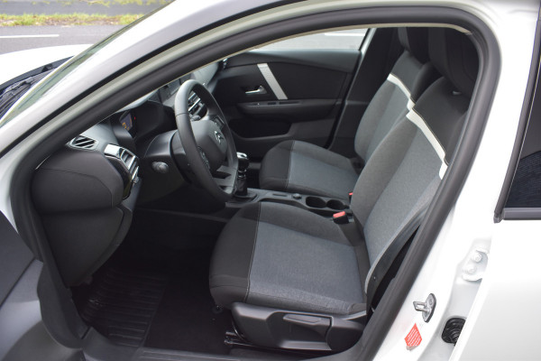 Citroën C4 1.2 Live Airco Cruisecontrol Carkit Btw auto Nieuwe-distriem