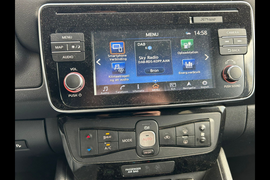 Nissan Leaf N-Connecta 40kWh Navi Ecc 360°Camera Adap.Cruise Pdc Keyless Blindspot Apple Carplay Android Auto Stoel+Stuurverwarming DAB Bluetooth Lmv Privacyglas Zeer compleet!