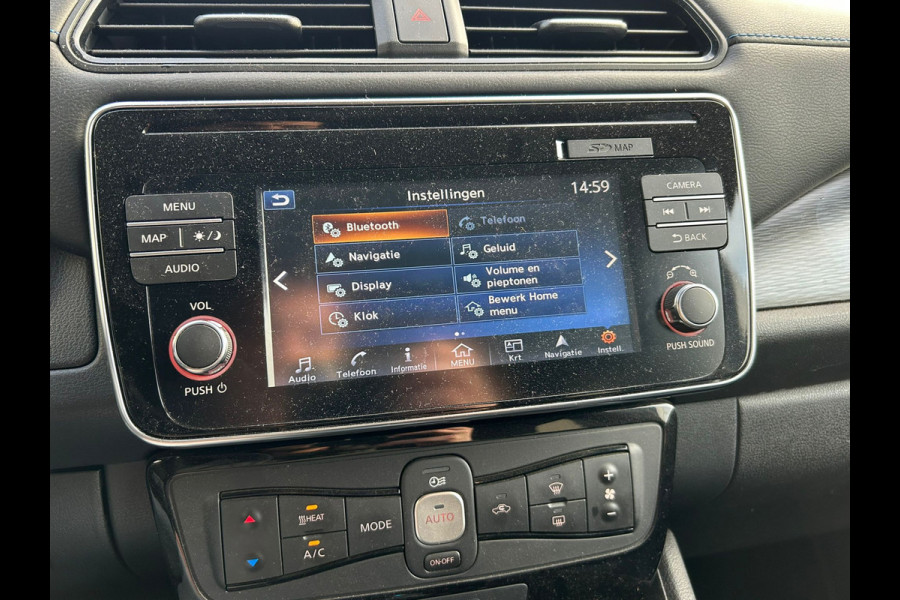 Nissan Leaf N-Connecta 40kWh Navi Ecc 360°Camera Adap.Cruise Pdc Keyless Blindspot Apple Carplay Android Auto Stoel+Stuurverwarming DAB Bluetooth Lmv Privacyglas Zeer compleet!