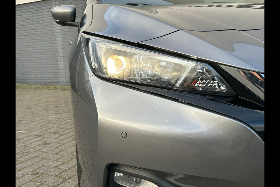 Nissan Leaf N-Connecta 40kWh Navi Ecc 360°Camera Adap.Cruise Pdc Keyless Blindspot Apple Carplay Android Auto Stoel+Stuurverwarming DAB Bluetooth Lmv Privacyglas Zeer compleet!