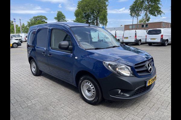 Mercedes-Benz Citan 108 CDI BlueEFFICIENCY / rijklaar € 10.950 ex btw / lease vanaf € 256 / airco / tomtom navigatie / schuifdeur / ingerichte laadruimte / euro 6 !