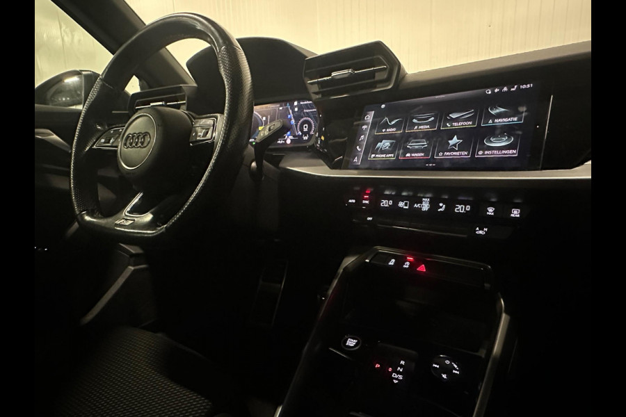 Audi A3 Sportback 35 TFSI S edition | NAP | PANO | 3x S-LINE | LED | CAMERA | BLACK OPTIC