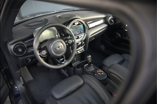 MINI Mini Electric Yours 33 kWh | Panoramadak | Harman Kardon | Head-Up Display | Union Jack | Stoelverwarming | Keyless | Apple Carplay | Navigatie | Camera | Parkeersensoren | Warmtepomp | Leer | Cruise Control | DAB |