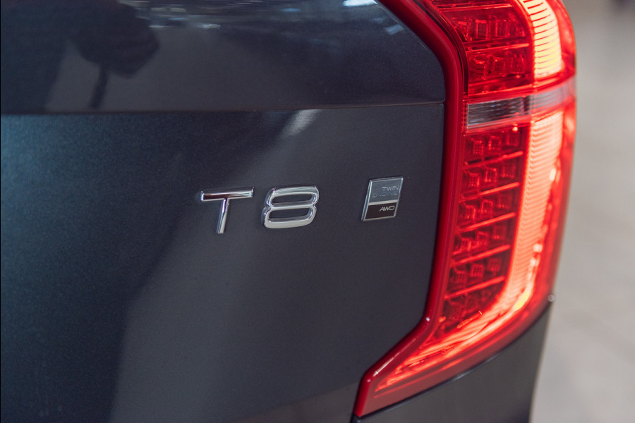 Volvo XC90 T8 Aut. Momentum ACC Panoramadak Trekhaak 407pk
