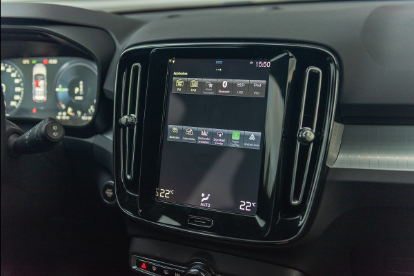 Volvo XC40 T4 Aut. Plug-In Hybrid Core Bright CruiseControl Parkeercamera 211pk