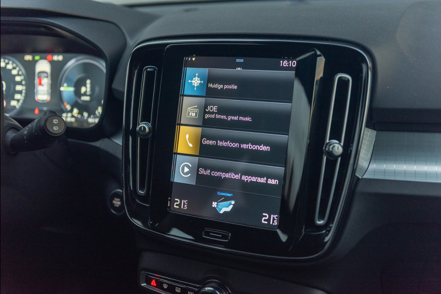 Volvo XC40 T4 Aut. Plug-in Hybrid Plus Bright Luxe Stoelen Navigatie Parkeercamera 211pk