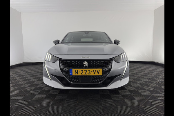 Peugeot e-208 EV GT Pack 50 kWh [ 3-Fase ] {SOH-89%} (INCL-BTW) (INCL-BTW) *FULL-LED | DIGI-COCKPIT | BLINDSPOT | CAMERA | LEATHER-ALCANTARA | AMBIENT-LIGHT | NAVI-FULLMAP | LANE-ASSIST | KEYLESS | DAB | CCS-FASTLOADER | HEATED-SPORTSEATS | 17'