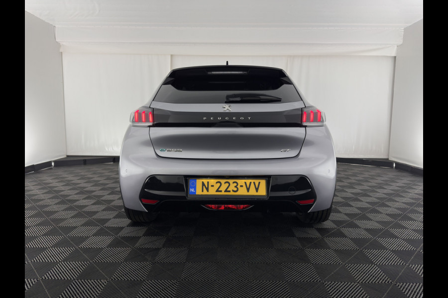 Peugeot e-208 EV GT Pack 50 kWh [ 3-Fase ] {SOH-89%} (INCL-BTW) (INCL-BTW) *FULL-LED | DIGI-COCKPIT | BLINDSPOT | CAMERA | LEATHER-ALCANTARA | AMBIENT-LIGHT | NAVI-FULLMAP | LANE-ASSIST | KEYLESS | DAB | CCS-FASTLOADER | HEATED-SPORTSEATS | 17'