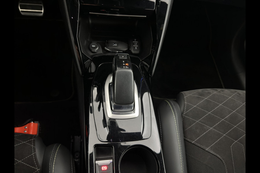 Peugeot e-208 EV GT Pack 50 kWh [ 3-Fase ] {SOH-89%} (INCL-BTW) (INCL-BTW) *FULL-LED | DIGI-COCKPIT | BLINDSPOT | CAMERA | LEATHER-ALCANTARA | AMBIENT-LIGHT | NAVI-FULLMAP | LANE-ASSIST | KEYLESS | DAB | CCS-FASTLOADER | HEATED-SPORTSEATS | 17'