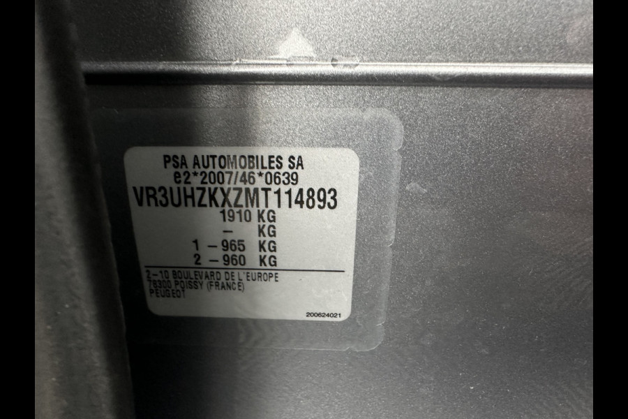 Peugeot e-208 EV GT Pack 50 kWh [ 3-Fase ] {SOH-89%} (INCL-BTW) (INCL-BTW) *FULL-LED | DIGI-COCKPIT | BLINDSPOT | CAMERA | LEATHER-ALCANTARA | AMBIENT-LIGHT | NAVI-FULLMAP | LANE-ASSIST | KEYLESS | DAB | CCS-FASTLOADER | HEATED-SPORTSEATS | 17'