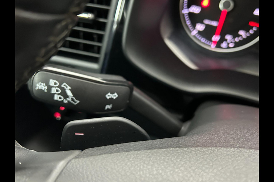 Seat Ateca Occasion 1.4 EcoTSI Xcellence | Grijs | Tweedehands Seat Ateca | Airco | Cruisecontrol | Achteruitrijcamera | Carplay