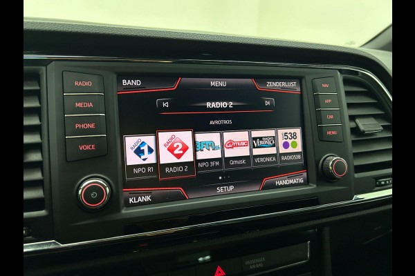 Seat Ateca Occasion 1.4 EcoTSI Xcellence | Grijs | Tweedehands Seat Ateca | Airco | Cruisecontrol | Achteruitrijcamera | Carplay