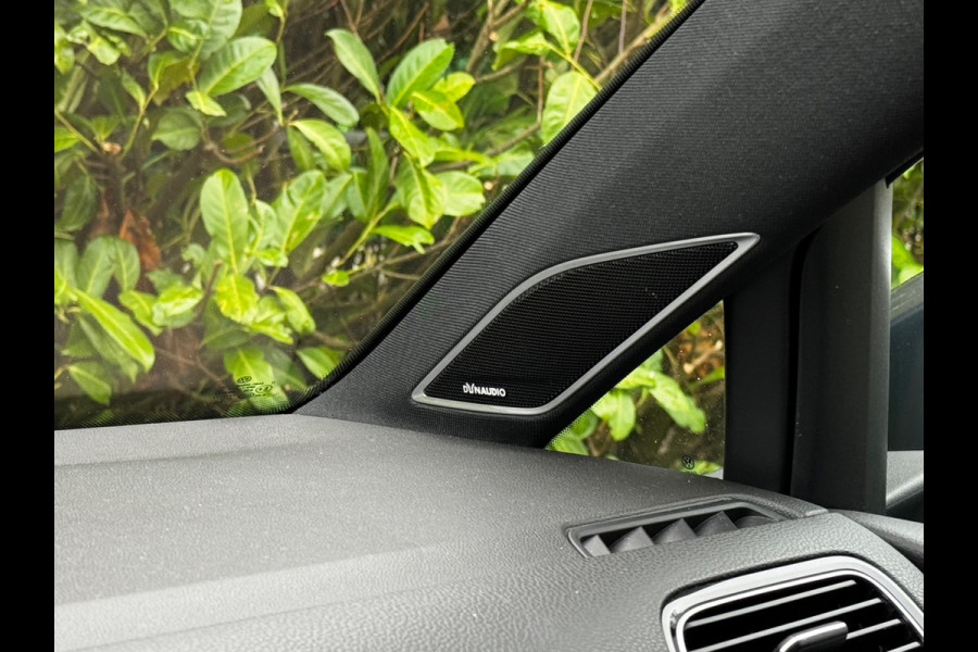 Volkswagen Golf 2.0TSI R 4MOTION 310PK PANO VIRTUAL DASH ADAPTIVE CRUISE CARPLAY LEDER ELEKTRISCHE VERSTELLING