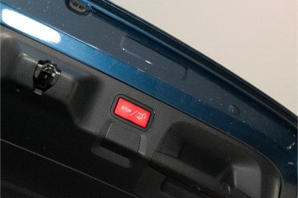 Mercedes-Benz CLA-Klasse Shooting Brake 250 e AMG Line 218PK Premium | Night | Sfeer | MBUX | Stoelverw. | Multibeam | Garantie