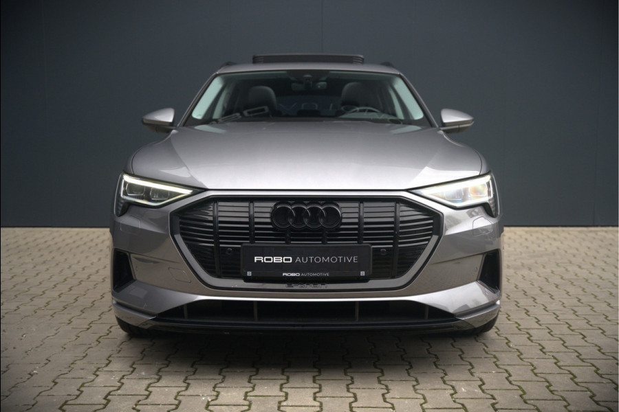Audi e-tron e-tron 50 quattro Launch edition plus 71 kWh | Black Edition | Panoramadak | Memory Seats | Luchtvering | Adaptive Cruise Control | Keyless | Matrix LED | Leder | Stoelverwarming | NAP |