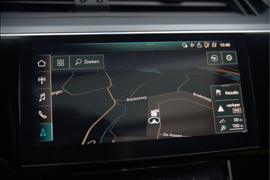 Audi e-tron e-tron 50 quattro Launch edition plus 71 kWh | Black Edition | Panoramadak | Memory Seats | Luchtvering | Adaptive Cruise Control | Keyless | Matrix LED | Leder | Stoelverwarming | NAP |