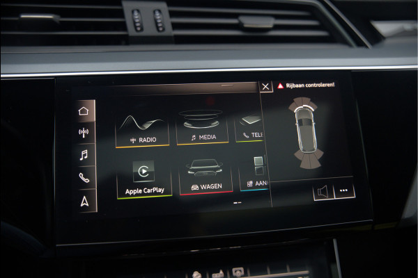 Audi e-tron e-tron 50 quattro Launch edition plus 71 kWh | Black Edition | Panoramadak | Memory Seats | Luchtvering | Adaptive Cruise Control | Keyless | Matrix LED | Leder | Stoelverwarming | NAP |