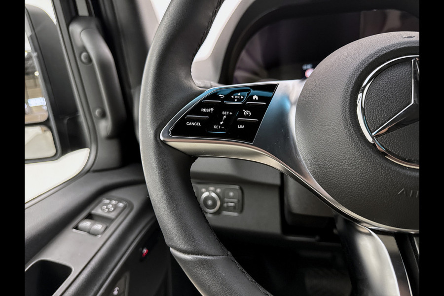 Mercedes-Benz Sprinter 319 1.9 CDI L2 Pro 3500kg trekhaak + opstap Navigatie Stoel + stuurverwarming Betimmering BPM-vrij Led