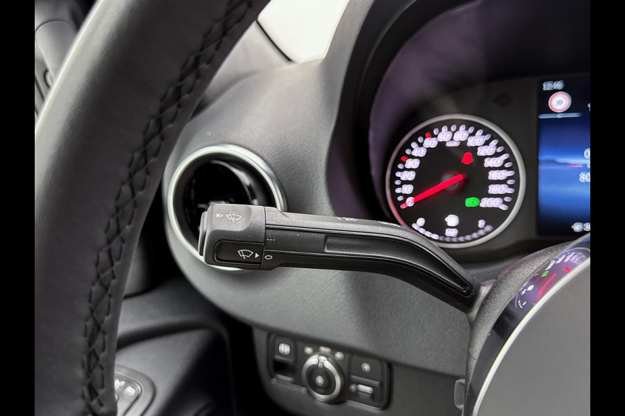 Mercedes-Benz Sprinter 319 1.9 CDI L2 Pro 3500kg trekhaak + opstap Navigatie Stoel + stuurverwarming Betimmering BPM-vrij Led