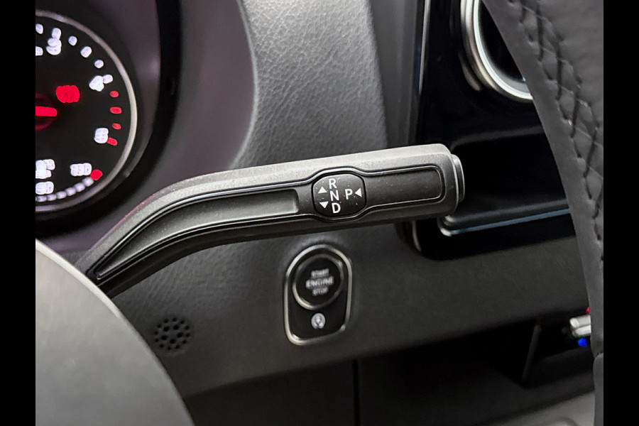 Mercedes-Benz Sprinter 319 1.9 CDI L2 Pro 3500kg trekhaak + opstap Navigatie Stoel + stuurverwarming Betimmering BPM-vrij Led