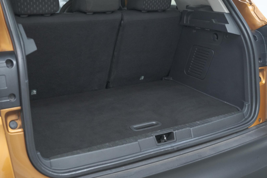 Renault Captur TCe 90 Intens | Camera | Dodehoekdetectie | Navigatie | Parkeersensoren