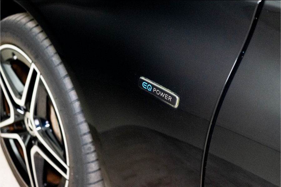 Mercedes-Benz C-Klasse 300 e Premium AMG 313PK | NL AUTO+NAP+1E EIG | Pano | Carplay | Sfeer | 360 | 12 MND Garantie