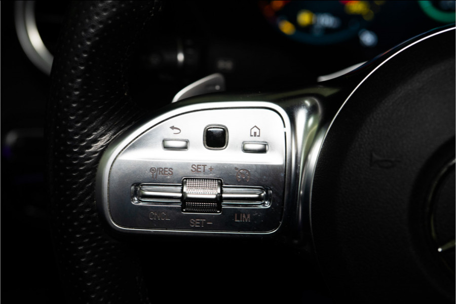 Mercedes-Benz C-Klasse 300 e Premium AMG 313PK | NL AUTO+NAP+1E EIG | Pano | Carplay | Sfeer | 360 | 12 MND Garantie