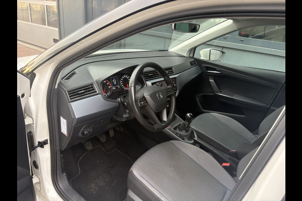 Seat Arona 1.0 TSi 95pk Style Business Intense KEYLESS/CAMERA/NAVI/CARPLAY/PDC