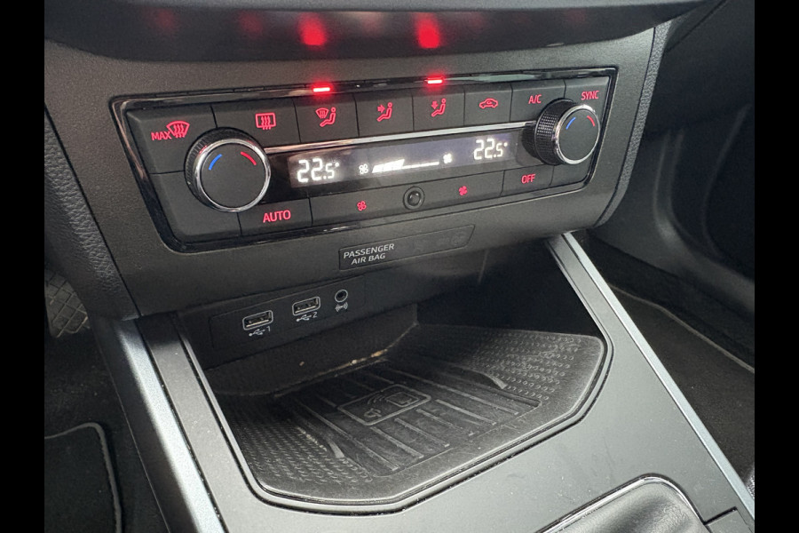 Seat Arona 1.0 TSi 95pk Style Business Intense KEYLESS/CAMERA/NAVI/CARPLAY/PDC