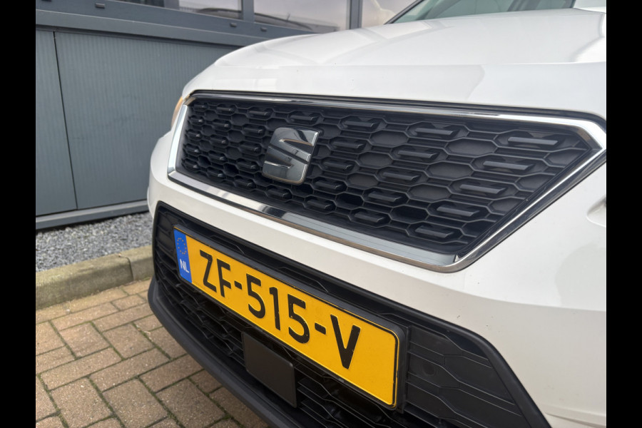 Seat Arona 1.0 TSi 95pk Style Business Intense KEYLESS/CAMERA/NAVI/CARPLAY/PDC