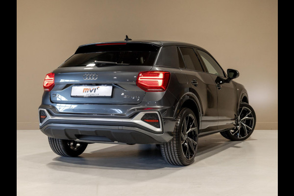 Audi Q2 35 TFSI S Edition / 150pk / Leder / Stoelverwarming / Keyless entry / Matrix LED / Adaptieve cruise control /