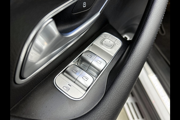 Mercedes-Benz GLE Coupé 400 e 4MATIC AMG Plug-In Hybride AMG Line | Night Pakket | 22 Inch AMG Velgen | Burmester® | Panorama schuif-Kanteldak. Inclusief 24 maanden MB Certified garantie voor Europa.