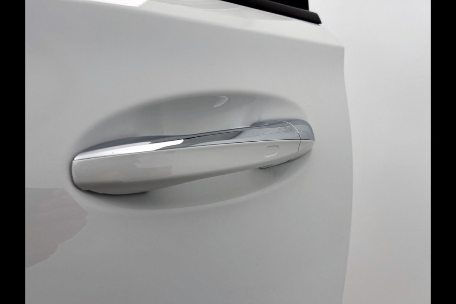 Mercedes-Benz GLE Coupé 400 e 4MATIC AMG Plug-In Hybride AMG Line | Night Pakket | 22 Inch AMG Velgen | Burmester® | Panorama schuif-Kanteldak. Inclusief 24 maanden MB Certified garantie voor Europa.